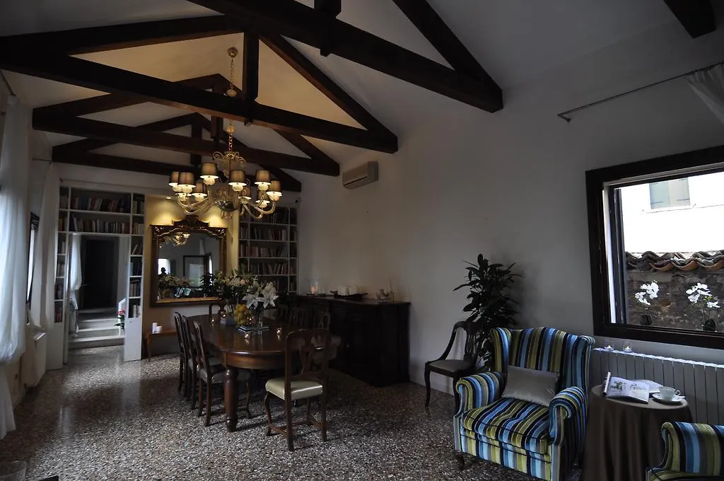 Casa Colleoni Bed & Breakfast Venice Italy