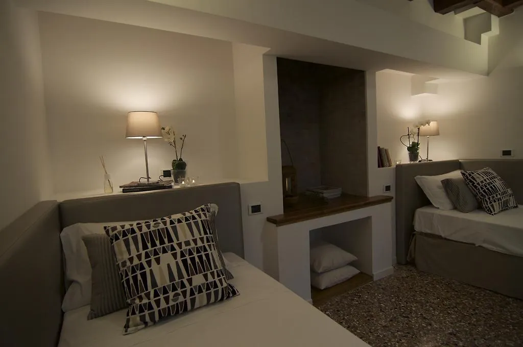 Casa Colleoni Bed & Breakfast Venice Italy