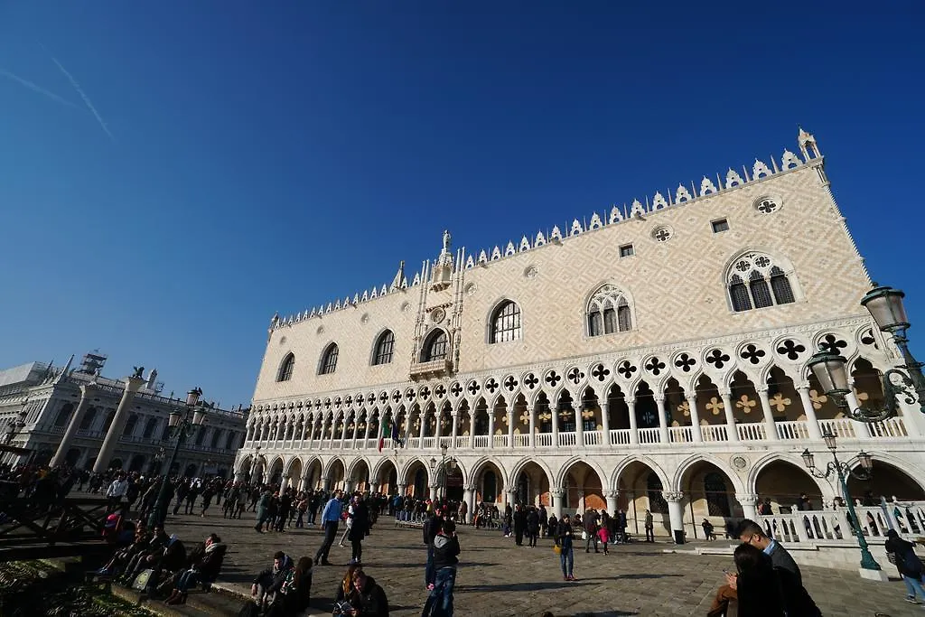 Casa Colleoni Bed & Breakfast Venice